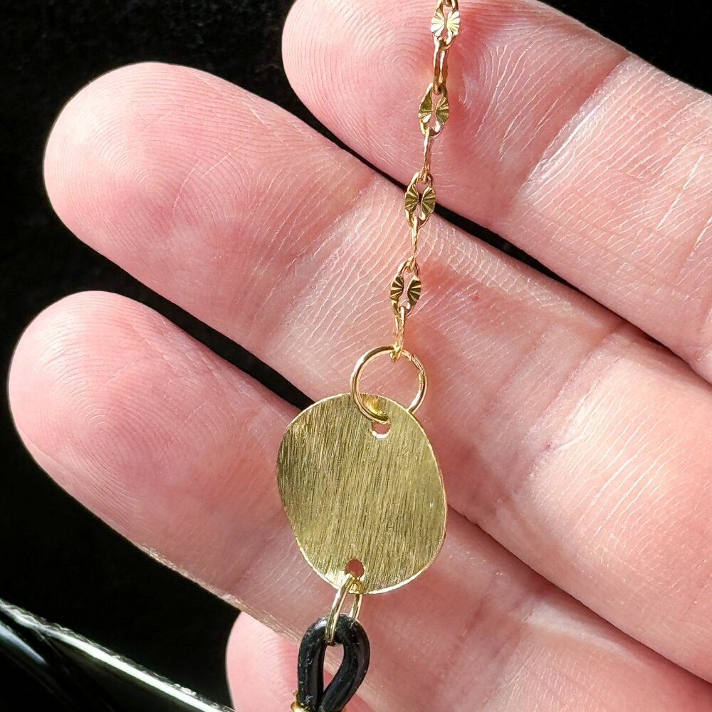 Gold Tone Minimalistic Eyeglass Chain - Picture 9 of 11